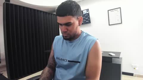 ig aaron hunter123 online show from 26, 3, 2026