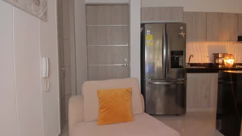 Aaron online show from 10, 12, 2024