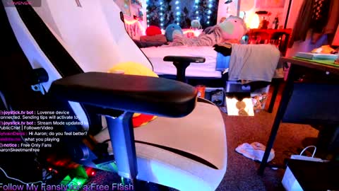 Aaron Skeetman online show from 21, 3, 2026