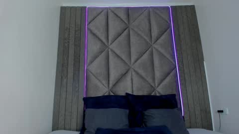   AASHLEY  online show from 21, 1, 2025