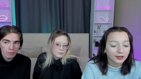 Snapshot of aataraxx chatting on 28, 12, 2024 Fiona and Harry online show from 28, 12, 2024