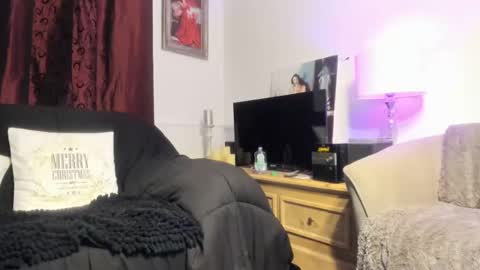 Aayra online show from 4, 1, 2025