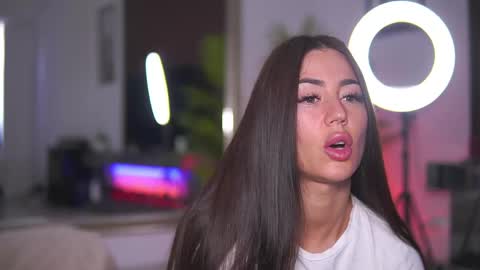 Snapshot of abbela_white chatting on 12, 5, 2026 Alexa online show from 12, 5, 2026