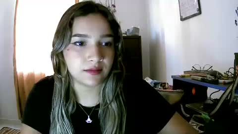 Snapshot of abbie_23 chatting on 14, 7, 2026 Abbie cute online show from 14, 7, 2026
