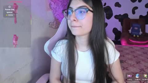 April online show from 15, 10, 2025