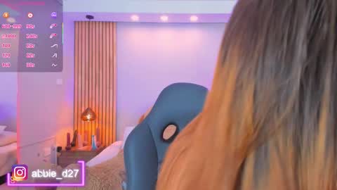 Abbie Edmond  online show from 12, 10, 2025