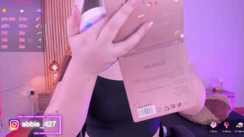 Abbie Edmond  online show from 19, 1, 2026