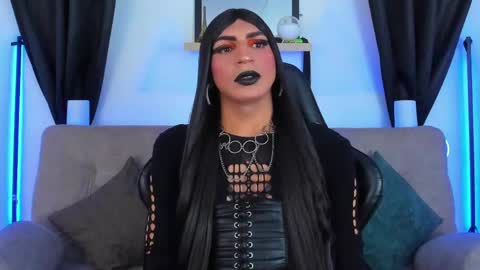 Abbigail Fuster  online show from 18, 5, 2026