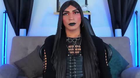 Abbigail Fuster  online show from 23, 7, 2026
