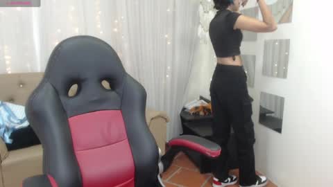 Abbi online show from 11, 12, 2024