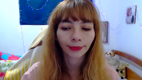 Snapshot of abbiwinter chatting on 11, 3, 2026 Abbi Winter online show from 11, 3, 2026