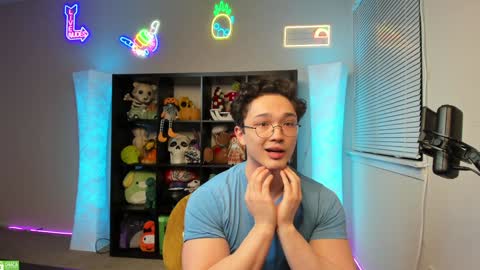 Snapshot of abbuddy920236 chatting on 8, 1, 2025 buddy online show from 8, 1, 2025