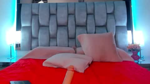 Snapshot of abby_blue01 chatting on 12, 3, 2025 abby_blue01 online show from 12, 3, 2025