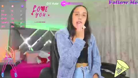 Snapshot of abby_esposiito chatting on 12, 9, 2025 abby_esposiito online show from 12, 9, 2025