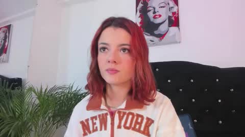 Snapshot of abby_jones2 chatting on 6, 5, 2026 abby jones online show from 6, 5, 2026