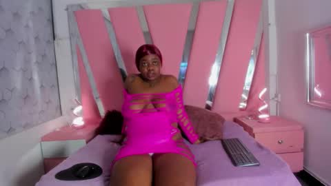 Snapshot of abbyjadee chatting on 27, 10, 2025 Abby online show from 27, 10, 2025