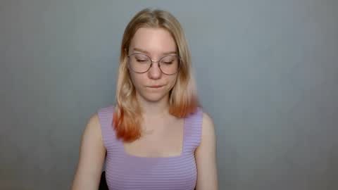 Abby Lovense is active online show from 10, 1, 2025