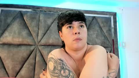 Snapshot of abbysmiitth_ chatting on 4, 6, 2026 Abby Smith online show from 4, 6, 2026