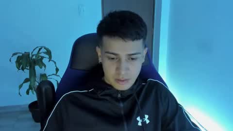 Independence model AbelAsburgo online show from 6, 11, 2025