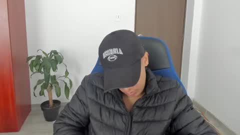 Independence model AbelAsburgo online show from 13, 1, 2026