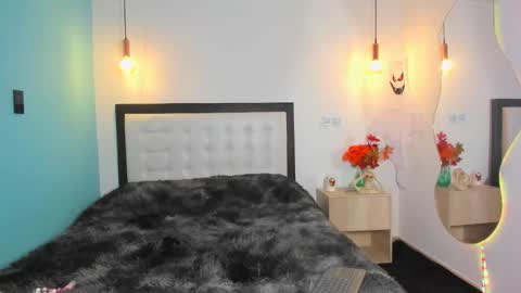  Abella and Kendra  online show from 26, 10, 2025