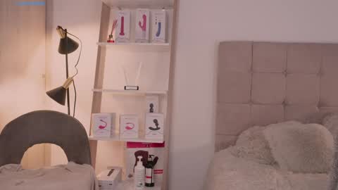 Snapshot of abellacroft chatting on 3, 12, 2024 Abella online show from 3, 12, 2024