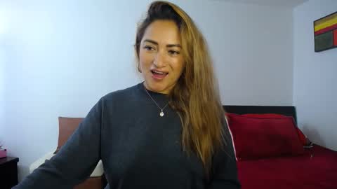 ximena online show from 25, 4, 2026