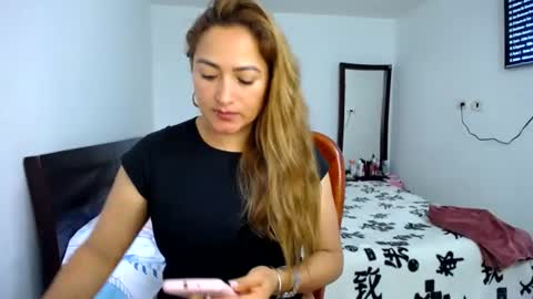 Snapshot of abie_spicy_ chatting on 2, 7, 2026 ximena online show from 2, 7, 2026
