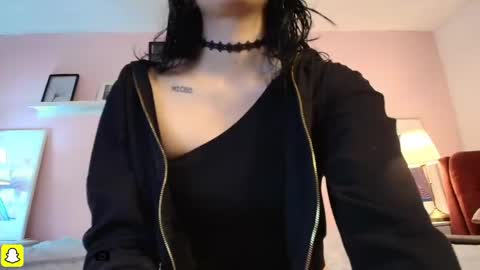 Snapshot of abigaillady chatting on 24, 4, 2026 ABIGA online show from 24, 4, 2026