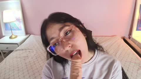 Snapshot of abigaillady chatting on 29, 4, 2026 ABIGA online show from 29, 4, 2026