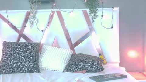 ABIGAIL online show from 18, 12, 2025