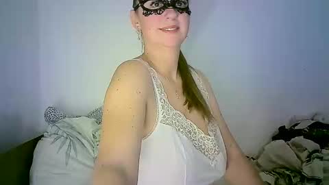 Snapshot of abigailove4u chatting on 4, 12, 2024 GoldenFish online show from 4, 12, 2024