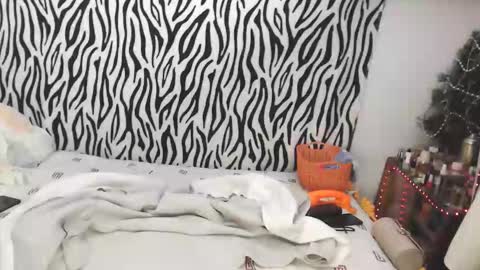 GoldenFish online show from 5, 1, 2026