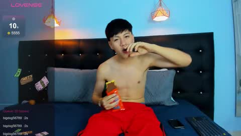 abraham_horny18 online show from 28, 11, 2025