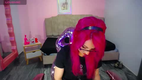 Snapshot of abril_ch_ chatting on 11, 9, 2025 abril_ch_ online show from 11, 9, 2025