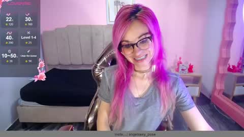 Snapshot of abril_ch_ chatting on 15, 10, 2025 abril_ch_ online show from 15, 10, 2025