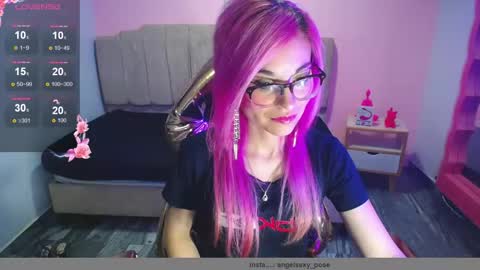 Snapshot of abril_ch_ chatting on 22, 10, 2025 abril_ch_ online show from 22, 10, 2025