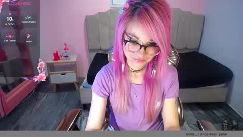 Snapshot of abril_ch_ chatting on 24, 10, 2025 abril_ch_ online show from 24, 10, 2025