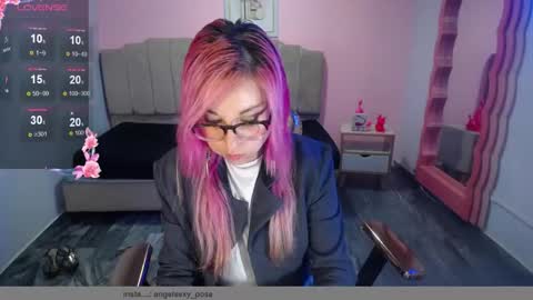 Snapshot of abril_ch_ chatting on 28, 10, 2025 abril_ch_ online show from 28, 10, 2025