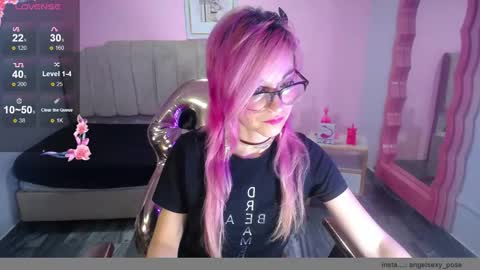 Snapshot of abril_ch_ chatting on 1, 11, 2025 abril_ch_ online show from 1, 11, 2025