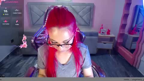 Snapshot of abril_ch_ chatting on 3, 12, 2025 abril_ch_ online show from 3, 12, 2025