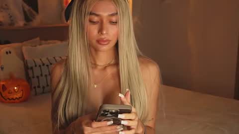 My name is Alexa. Please say hello I like to chat with you. If you have requests please use tip online show from 13, 10, 2025