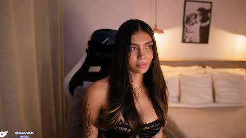 Snapshot of abril_w18 chatting on 14, 5, 2026 My name is Alexa. Please say hello I like to chat with you. If you have requests please use tip online show from 14, 5, 2026