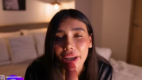 Snapshot of abril_w18 chatting on 15, 5, 2026 My name is Alexa. Please say hello I like to chat with you. If you have requests please use tip online show from 15, 5, 2026