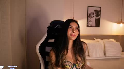 Snapshot of abril_w18 chatting on 16, 5, 2026 My name is Alexa. Please say hello I like to chat with you. If you have requests please use tip online show from 16, 5, 2026