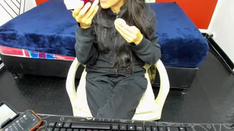 Snapshot of abrillee1 chatting on 9, 1, 2025 ABRIL online show from 9, 1, 2025