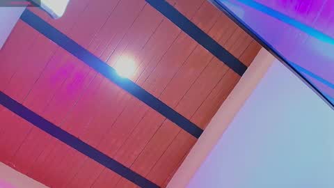 Abril online show from 17, 4, 2026