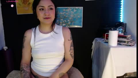 Absenta vert online show from 6, 4, 2026