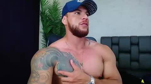 Snapshot of ace_owens chatting on 5, 3, 2025 ace_owens online show from 5, 3, 2025