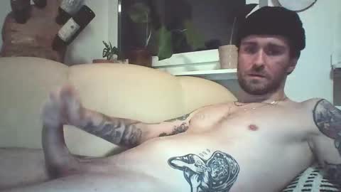 Snapshot of achix2704 chatting on 1, 12, 2025 achix2704 online show from 1, 12, 2025